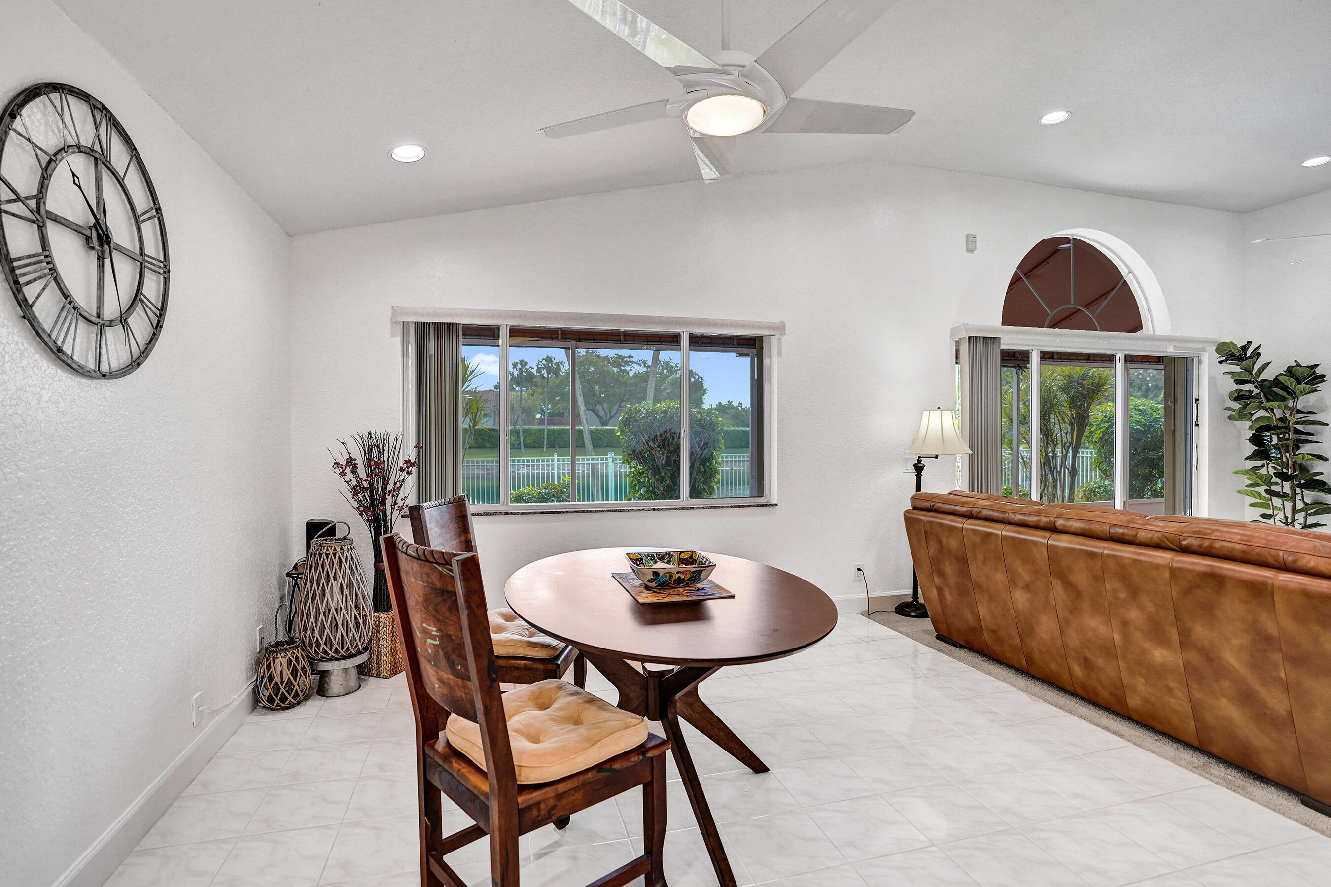 COQUINA LAKES - Residential