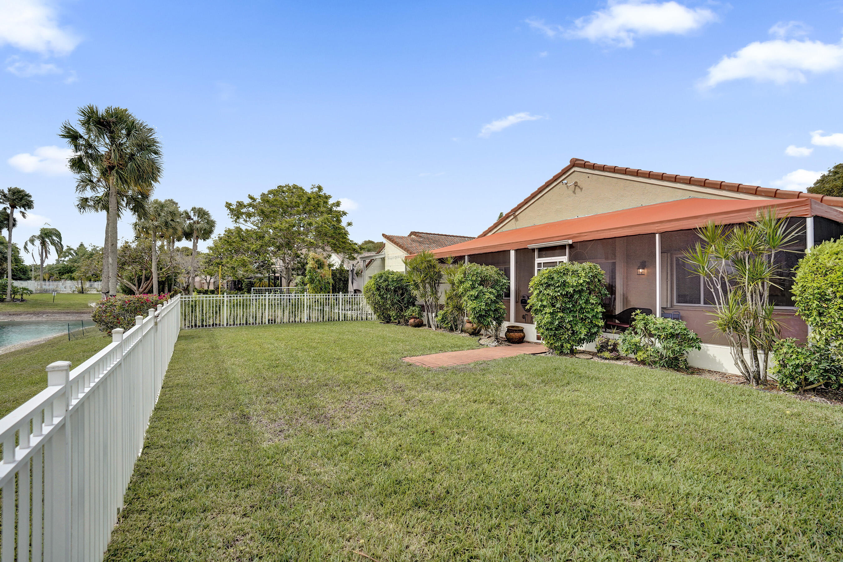 COQUINA LAKES - Residential