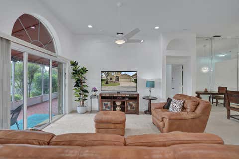 Tiny photo for 600 NW 45th Avenue, Deerfield Beach, FL 33442 (MLS # B26010114)