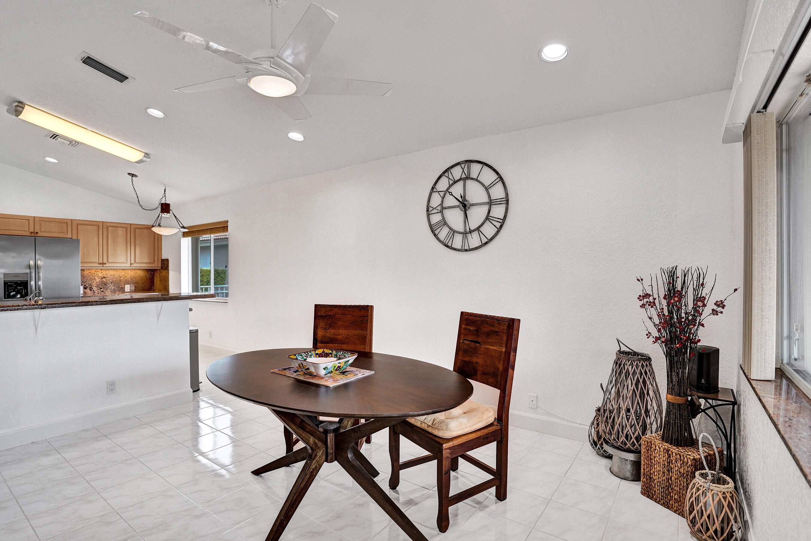 COQUINA LAKES - Residential