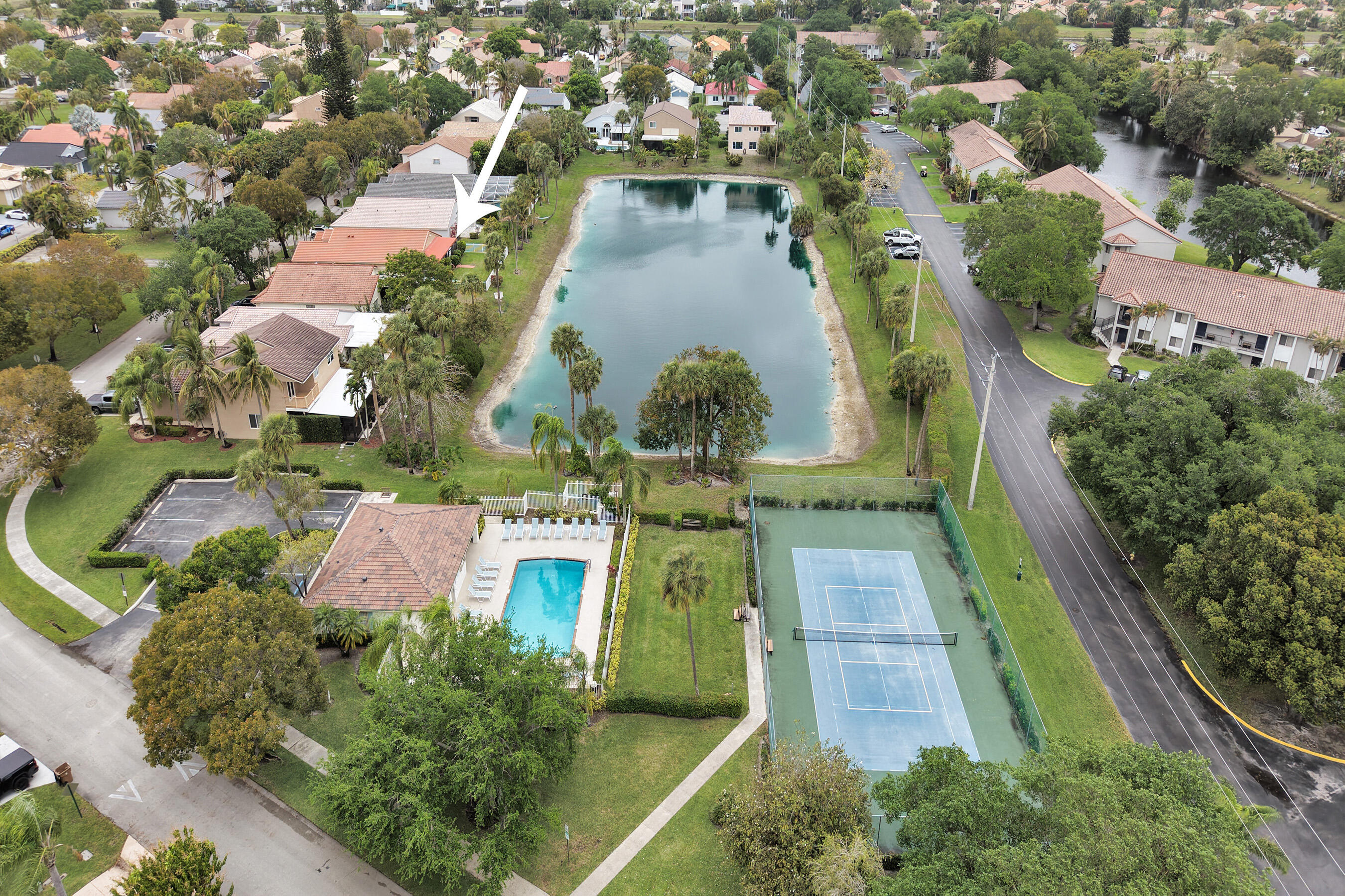 COQUINA LAKES - Residential