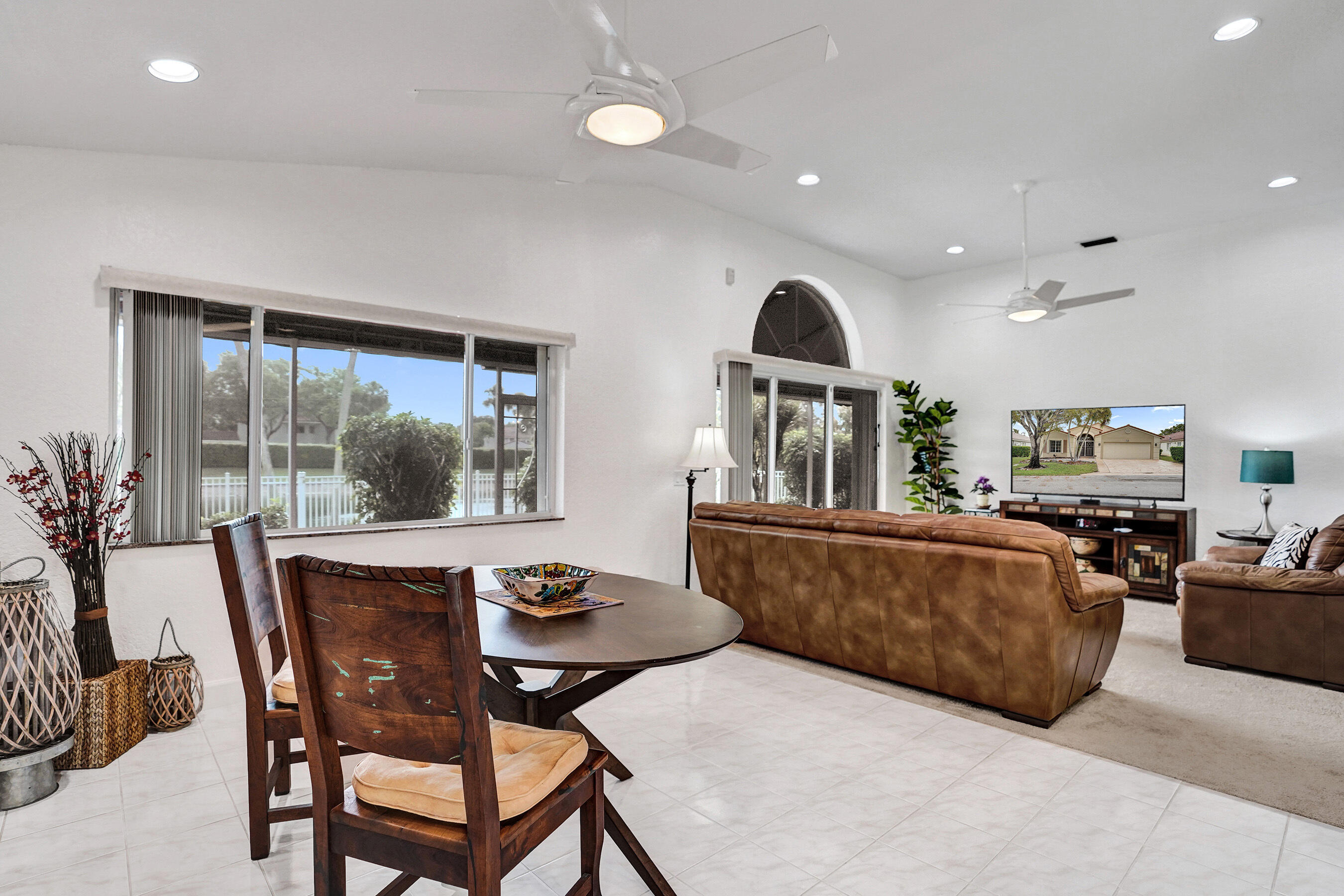 COQUINA LAKES - Residential