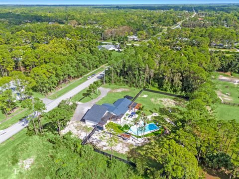 A home in Loxahatchee