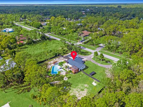 A home in Loxahatchee