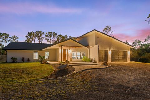 A home in Loxahatchee