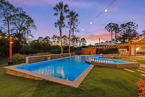 A home in Loxahatchee