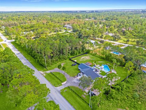 A home in Loxahatchee