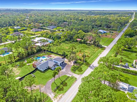 A home in Loxahatchee