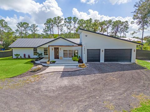 A home in Loxahatchee