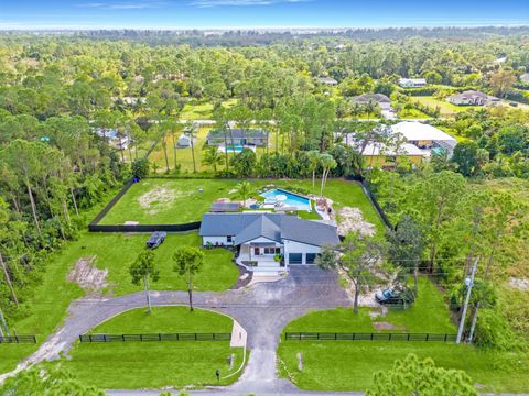 A home in Loxahatchee