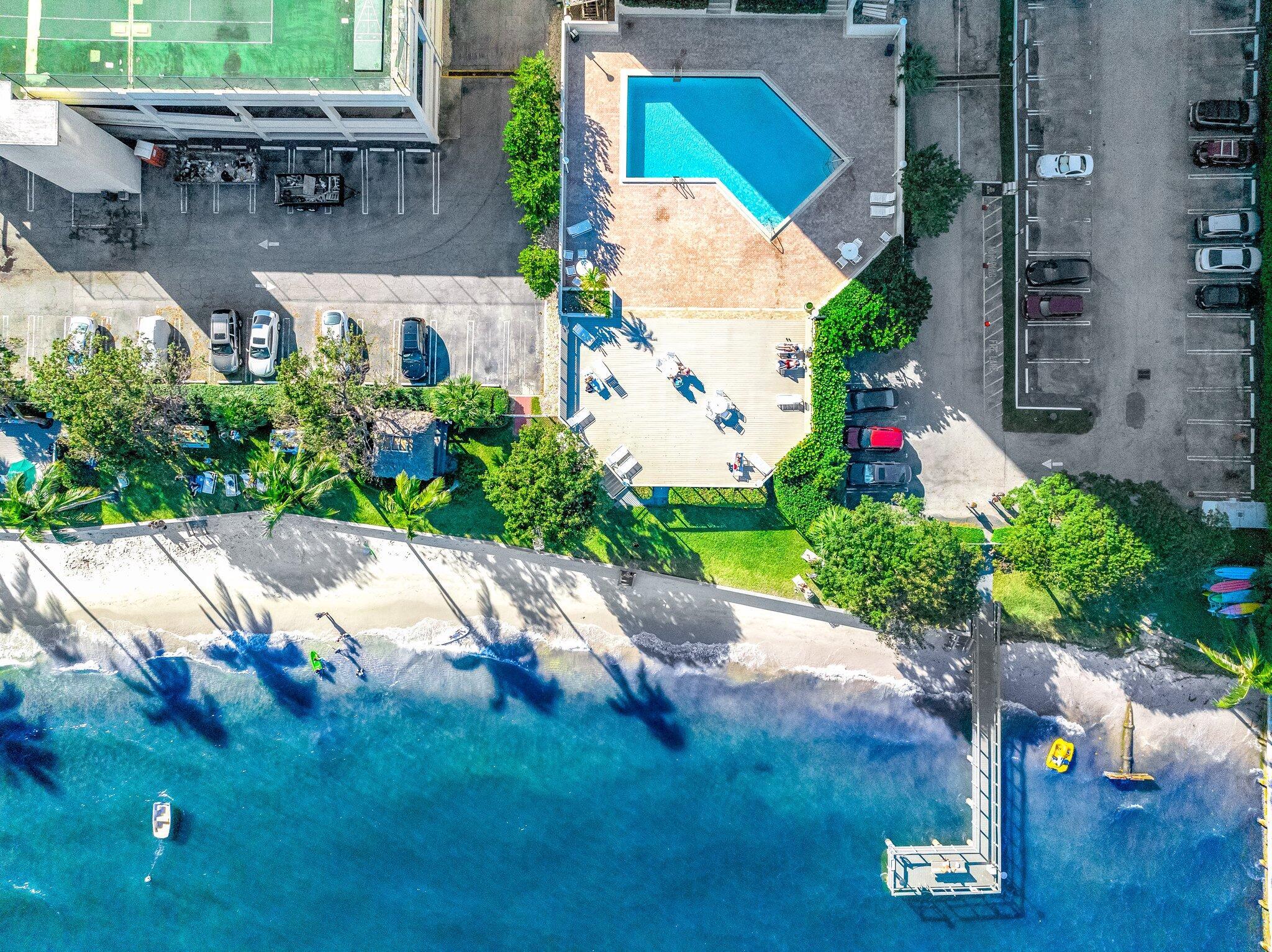 PALM BEACH HOUSE CONDO - Residential