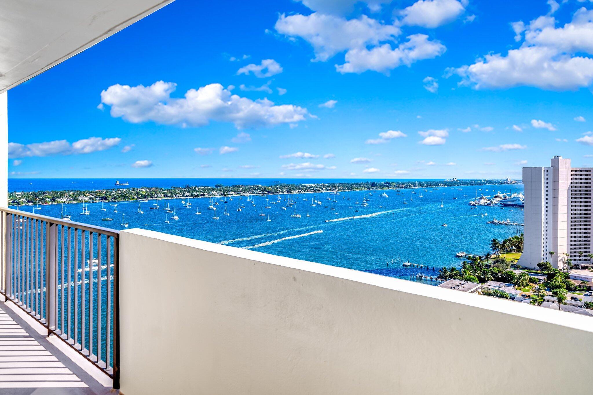 PALM BEACH HOUSE CONDO - Residential