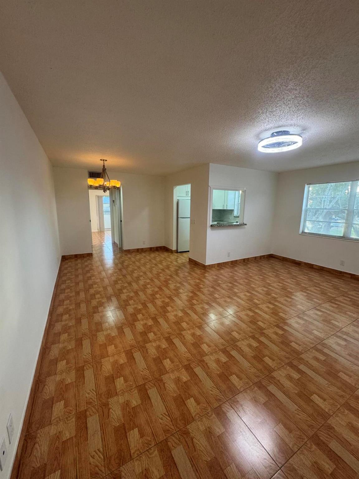 WINDSOR CONDOS - Residential Lease