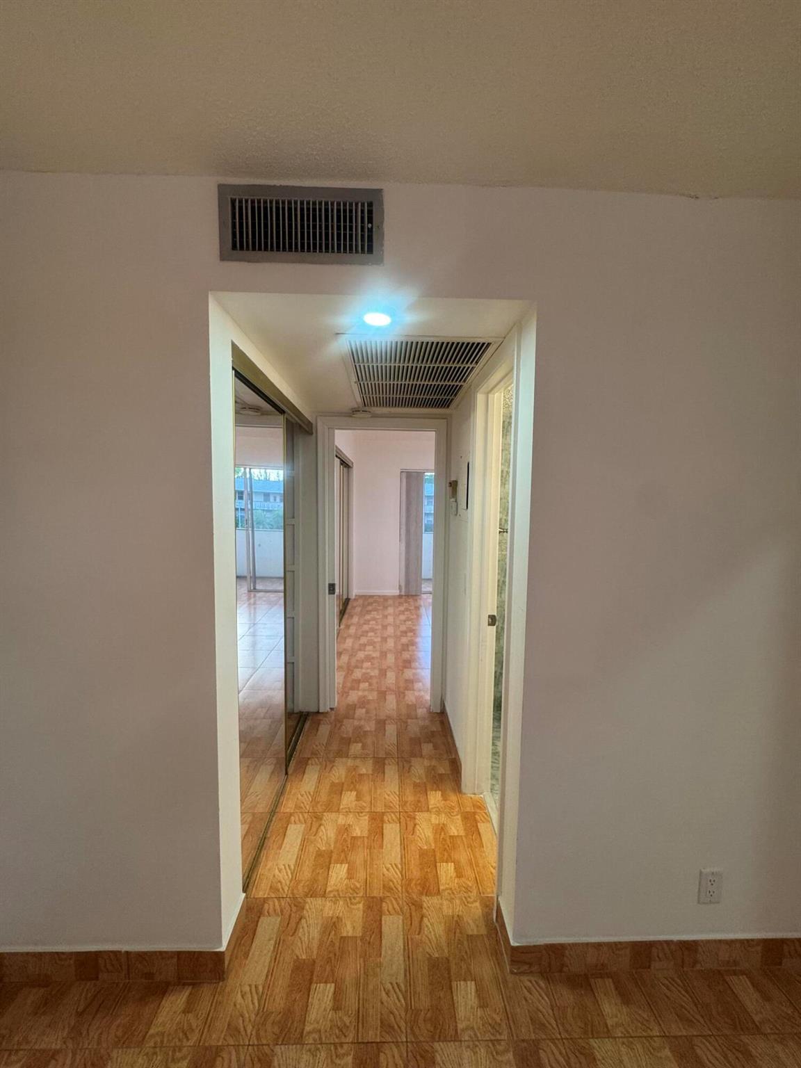 WINDSOR CONDOS - Residential Lease