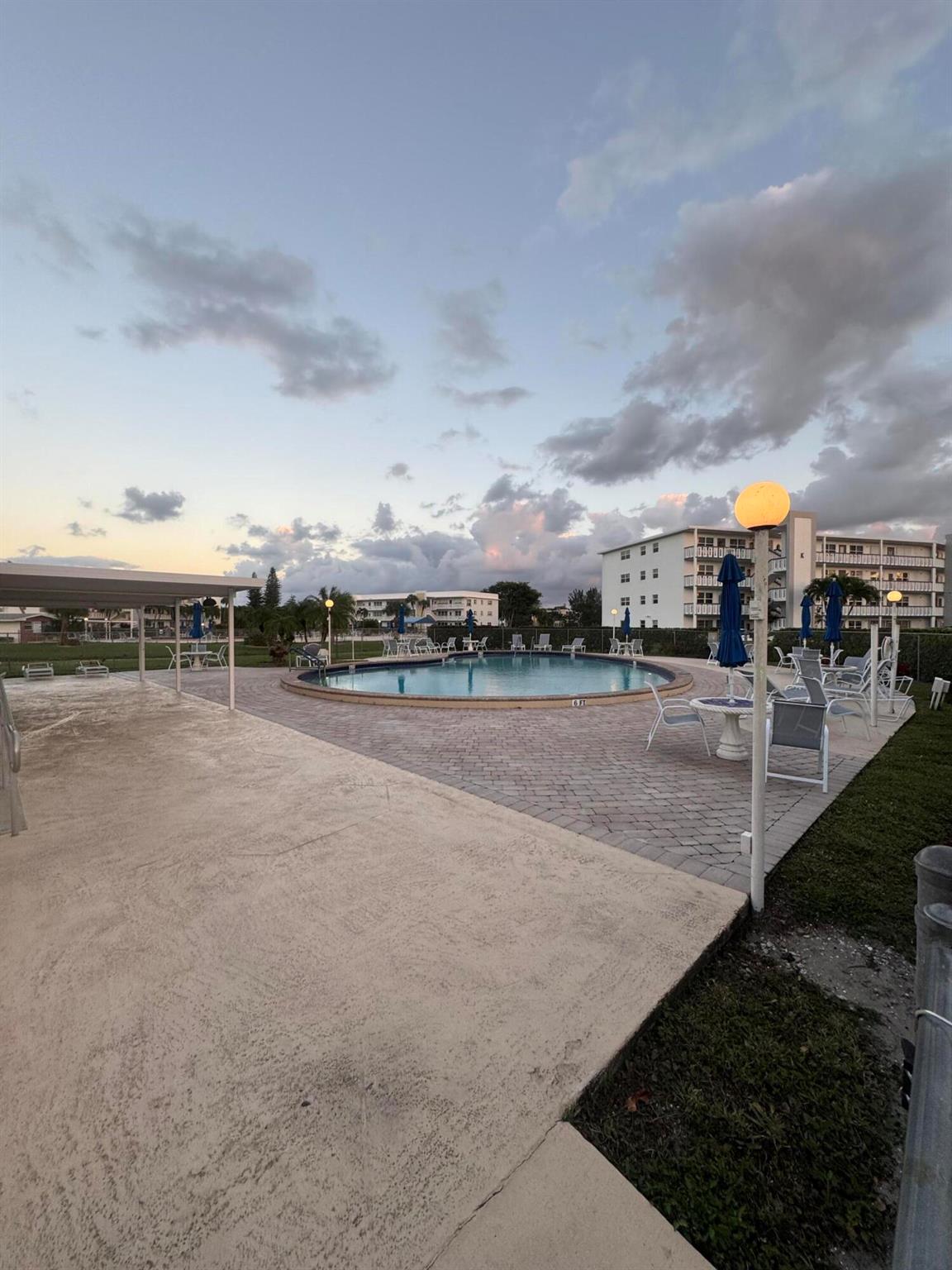 WINDSOR CONDOS - Residential Lease