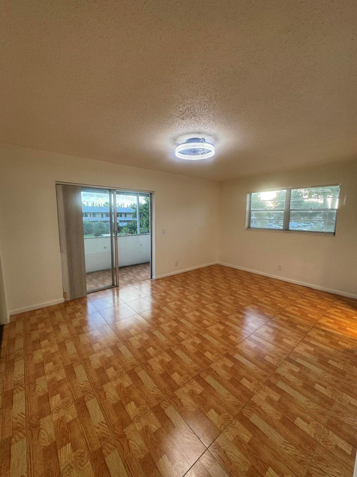 WINDSOR CONDOS - Residential Lease