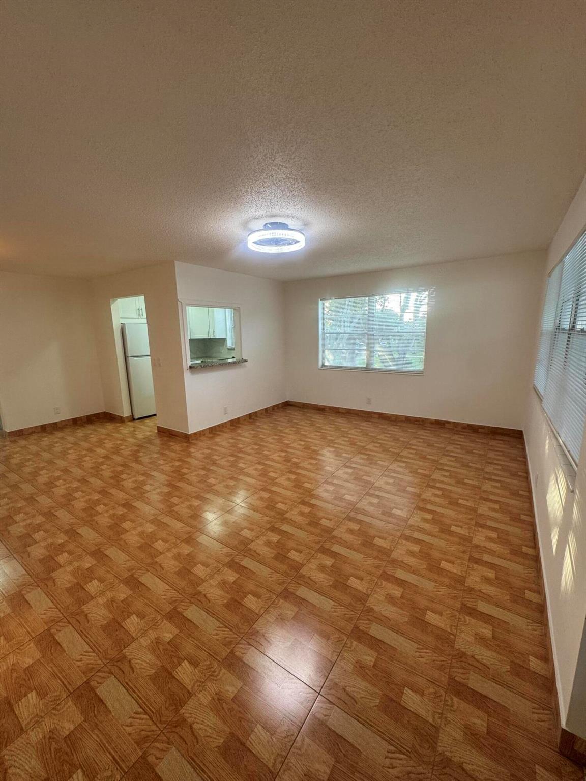 WINDSOR CONDOS - Residential Lease