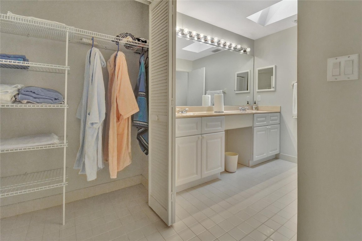 Sawgrass Lakes Homes - Residential