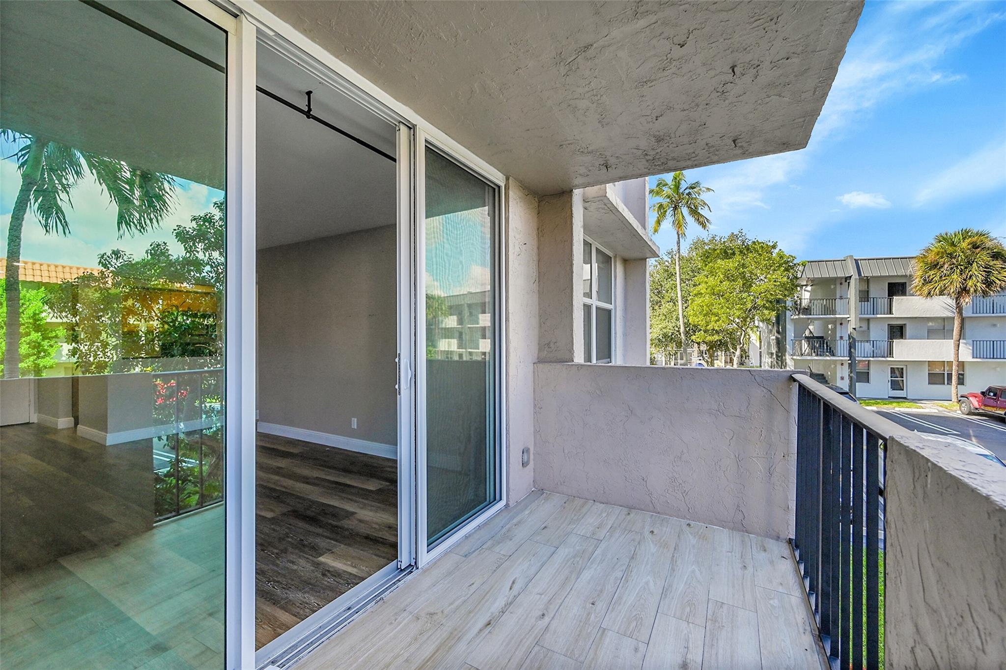 Island Club - Residential