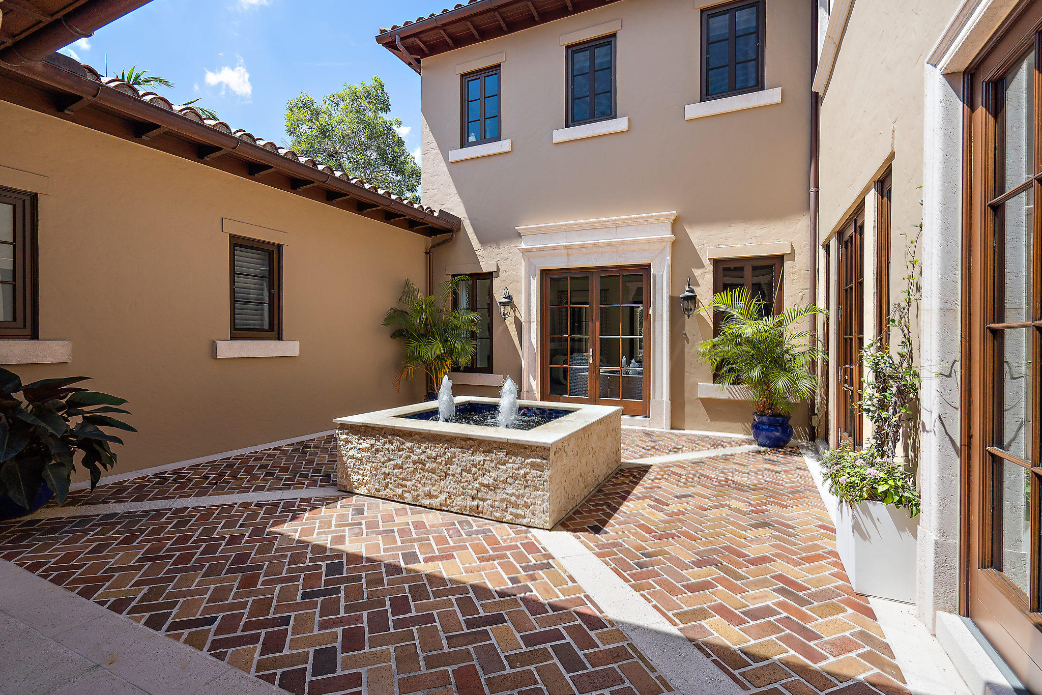 BEARS CLUB GOLF VILLAS CONDO - Residential