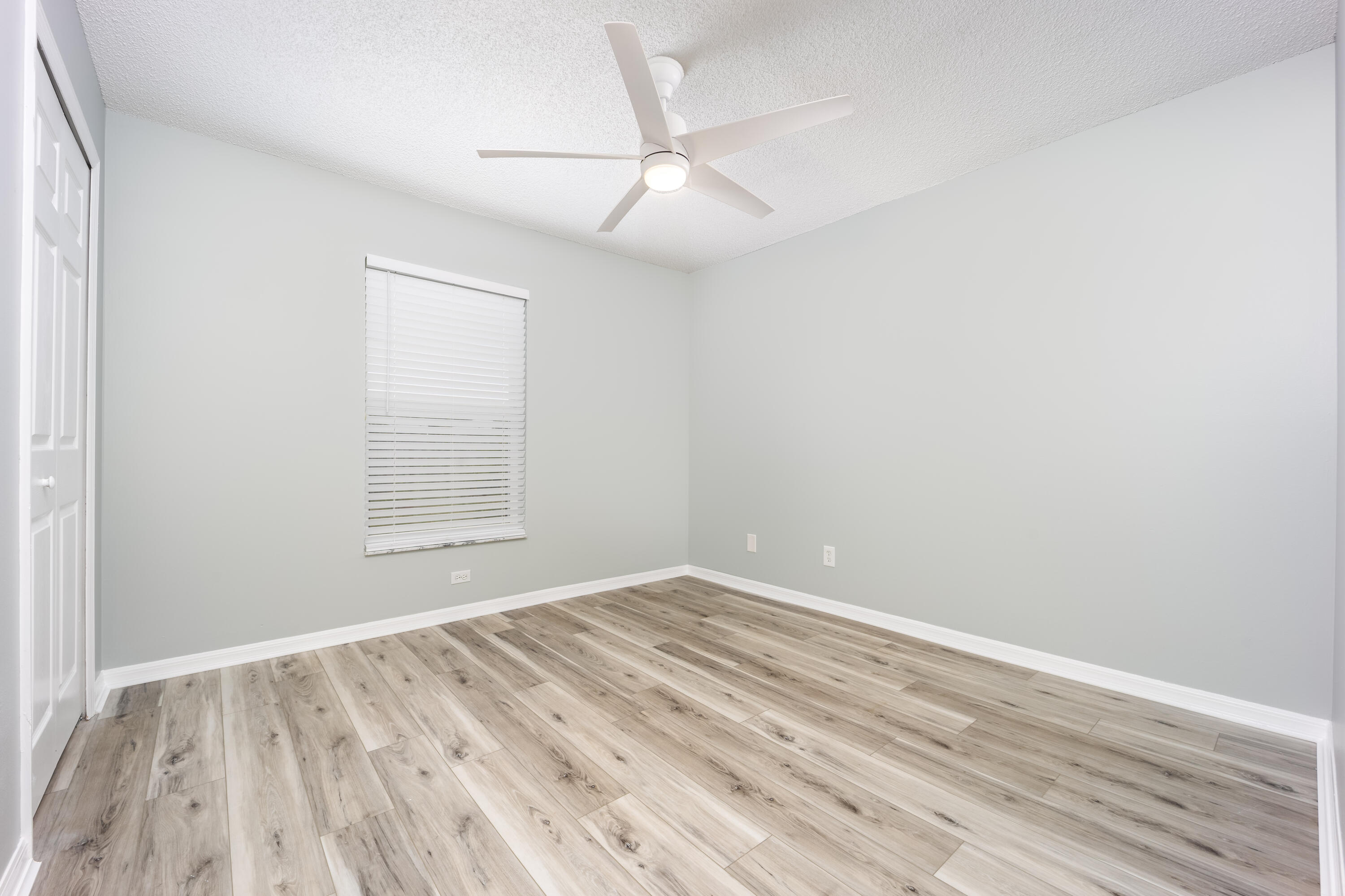 PORT ST LUCIE SECTION 23 - Residential Lease