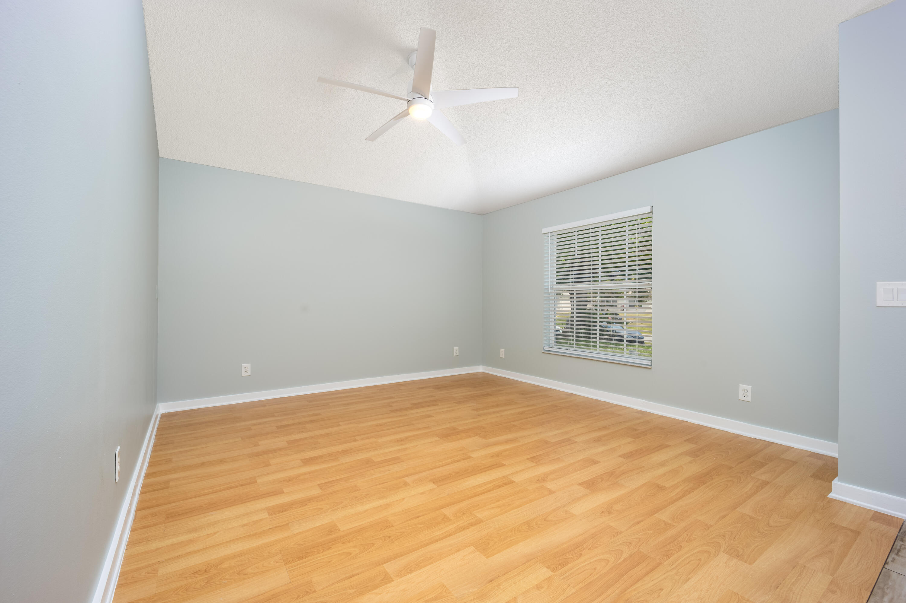 PORT ST LUCIE SECTION 23 - Residential Lease