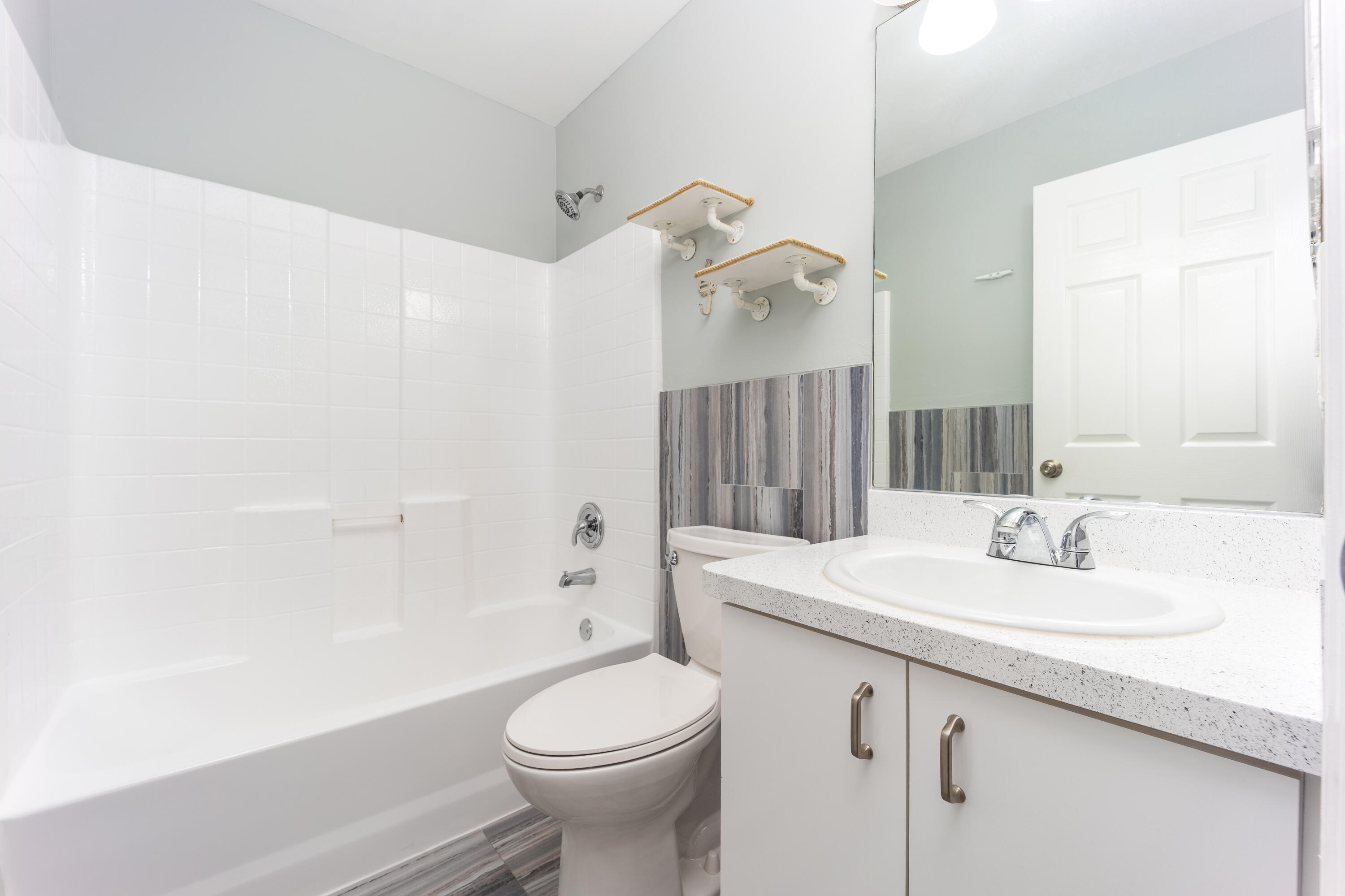 PORT ST LUCIE SECTION 23 - Residential Lease