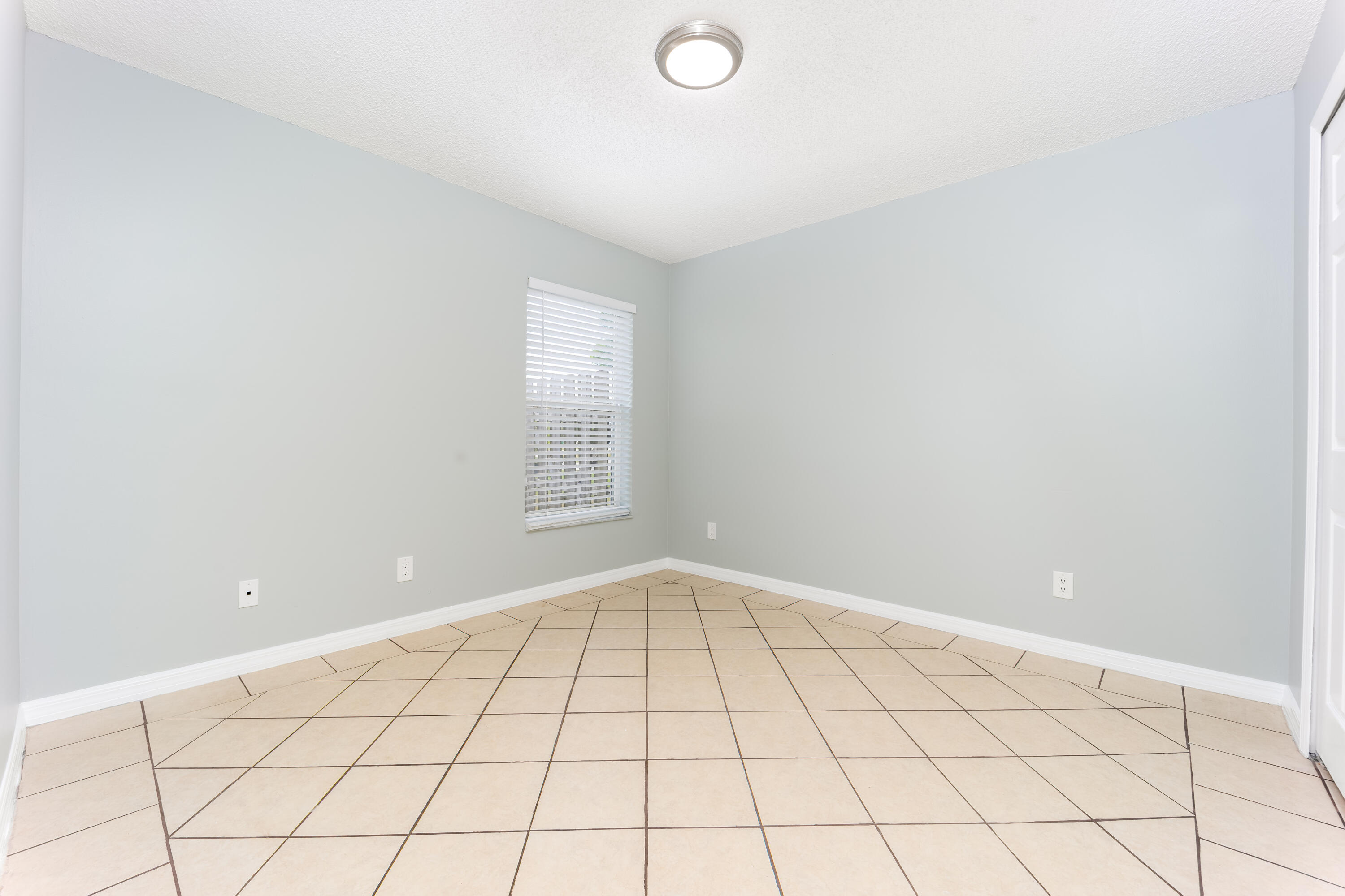 PORT ST LUCIE SECTION 23 - Residential Lease