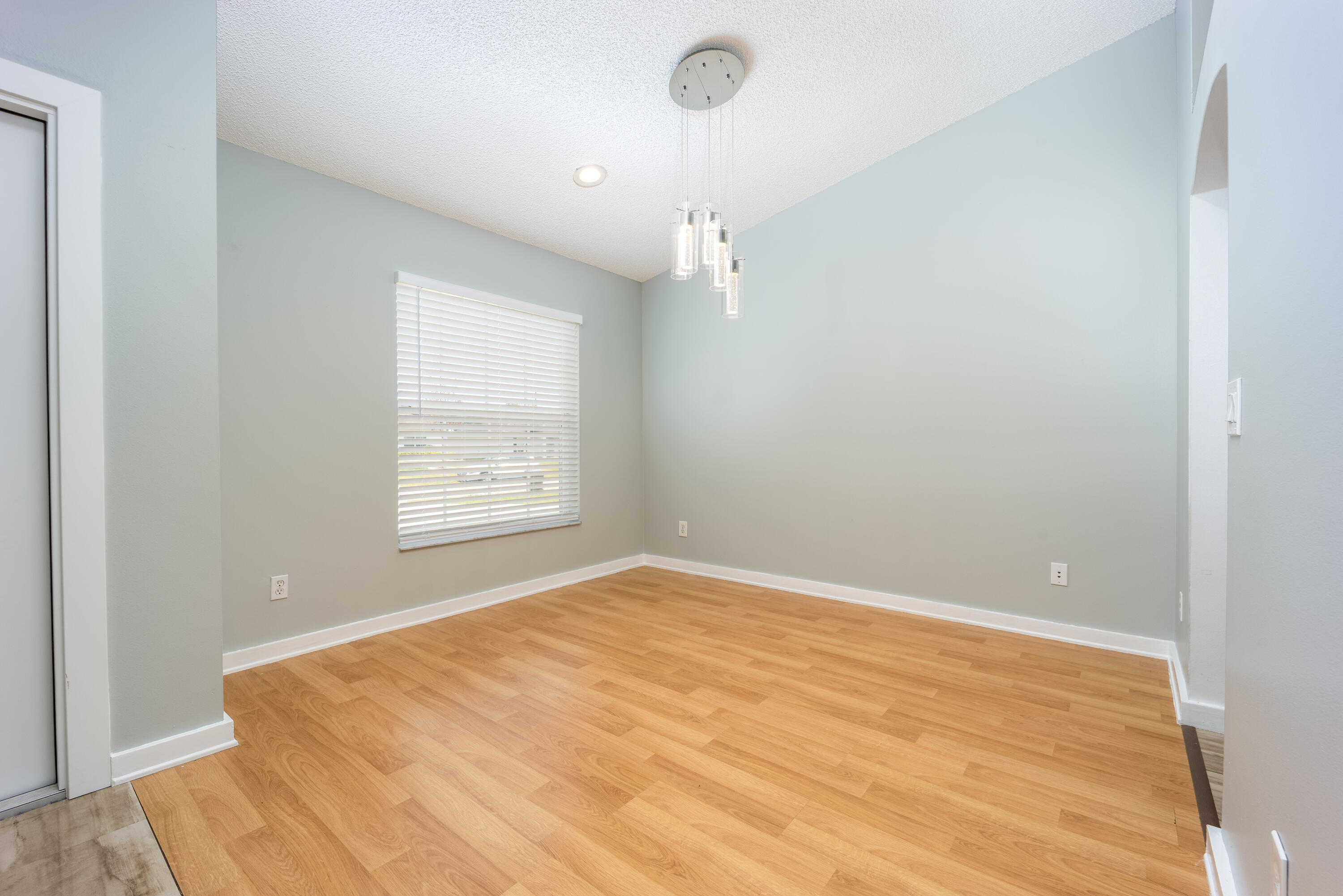 PORT ST LUCIE SECTION 23 - Residential Lease