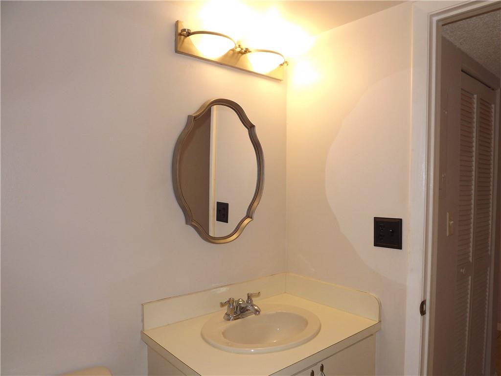 Ramblewood East Condo - Residential