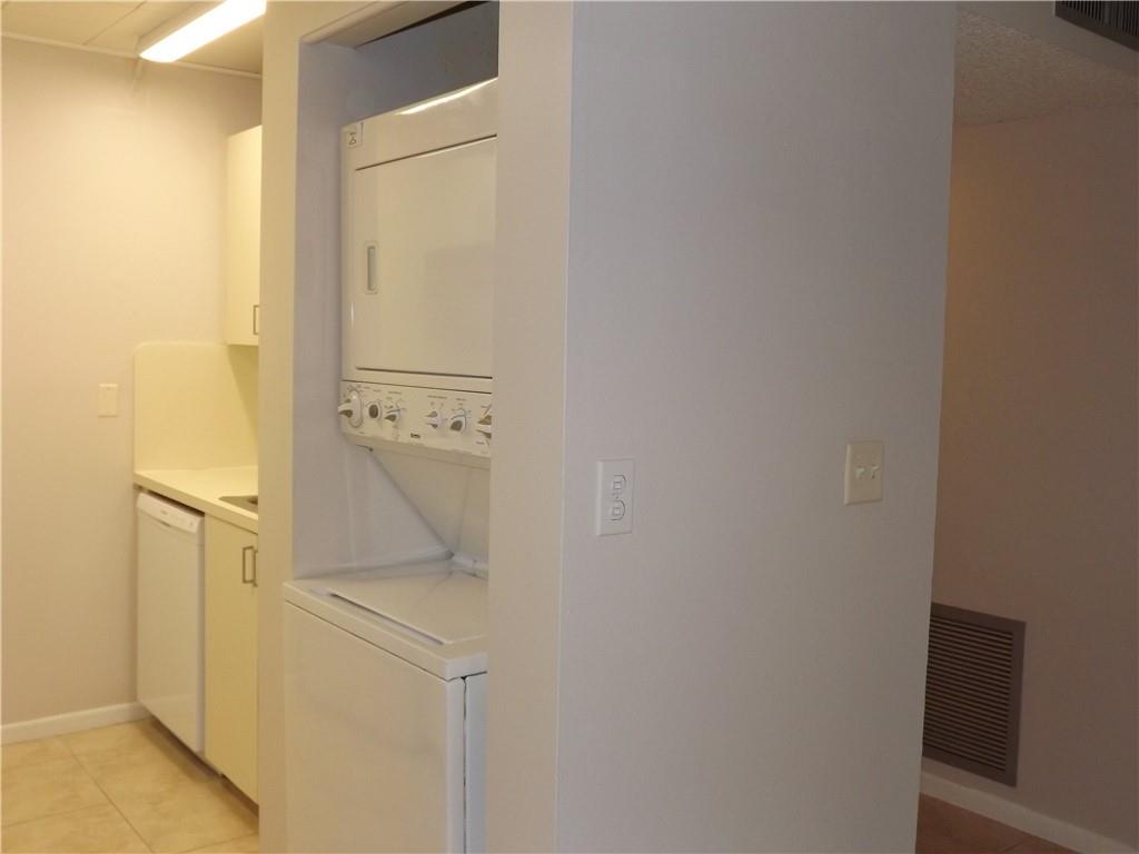 Ramblewood East Condo - Residential