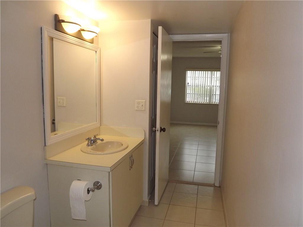 Ramblewood East Condo - Residential