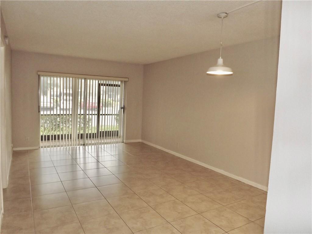 Ramblewood East Condo - Residential