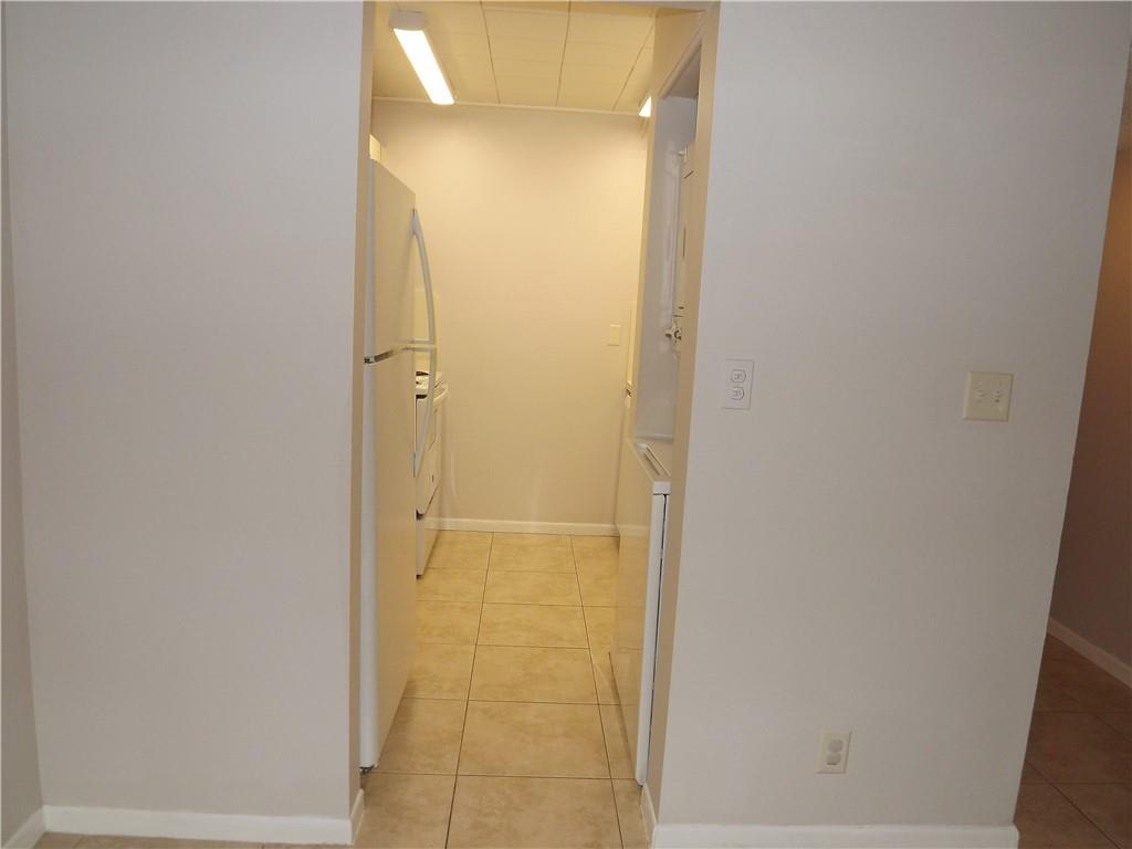 Ramblewood East Condo - Residential