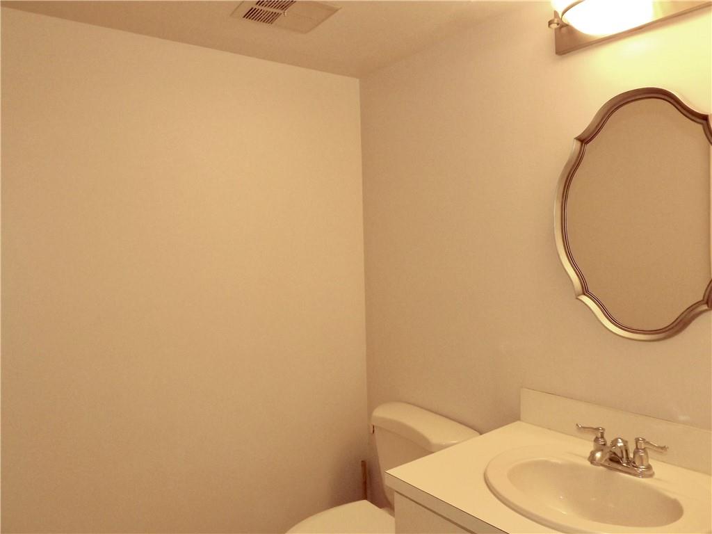 Ramblewood East Condo - Residential