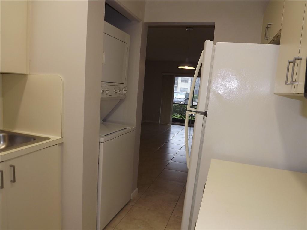 Ramblewood East Condo - Residential