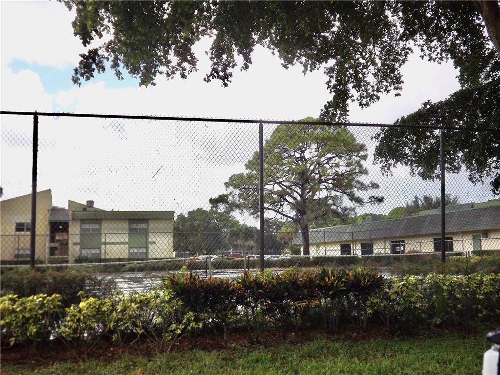 Ramblewood East Condo - Residential
