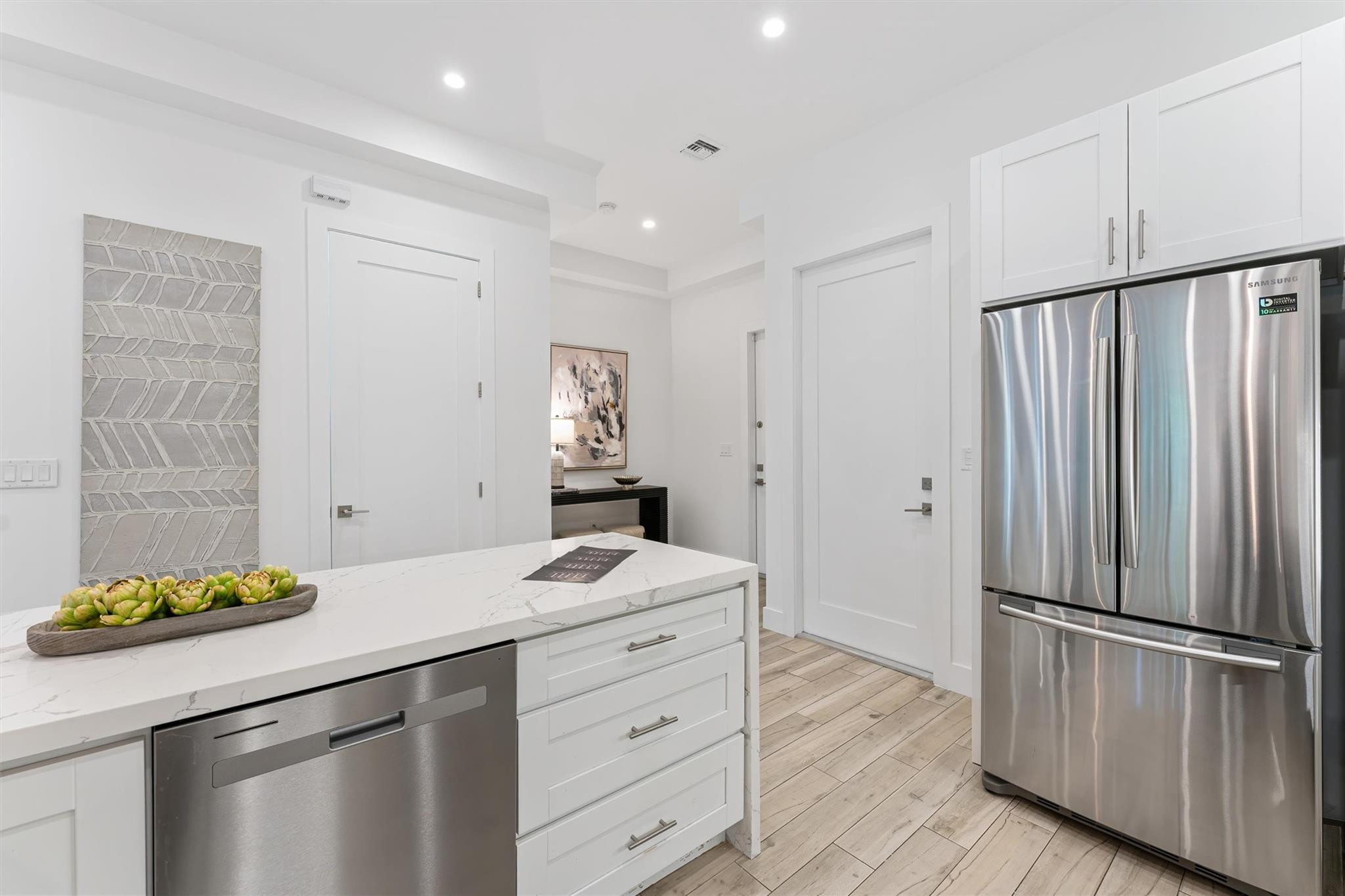 Waverly Place 2-19 D - Residential