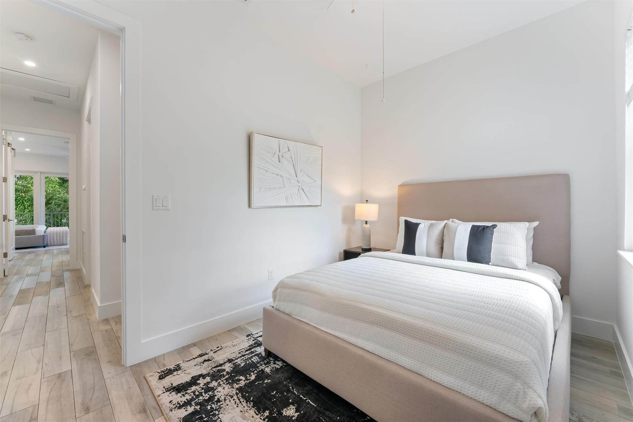 Waverly Place 2-19 D - Residential