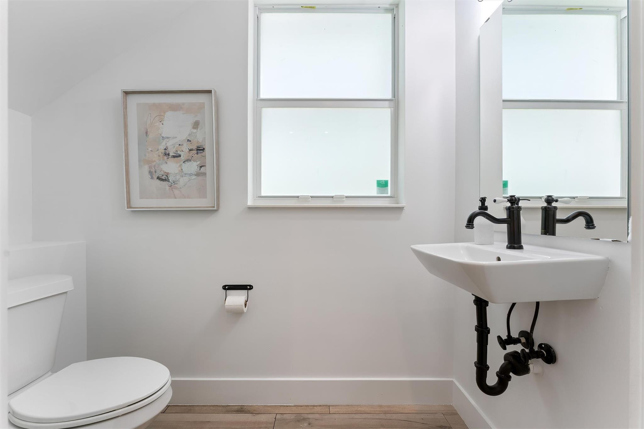 Waverly Place 2-19 D - Residential