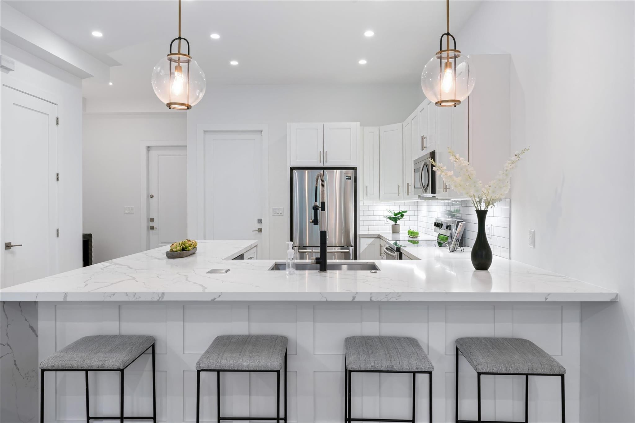 Waverly Place 2-19 D - Residential