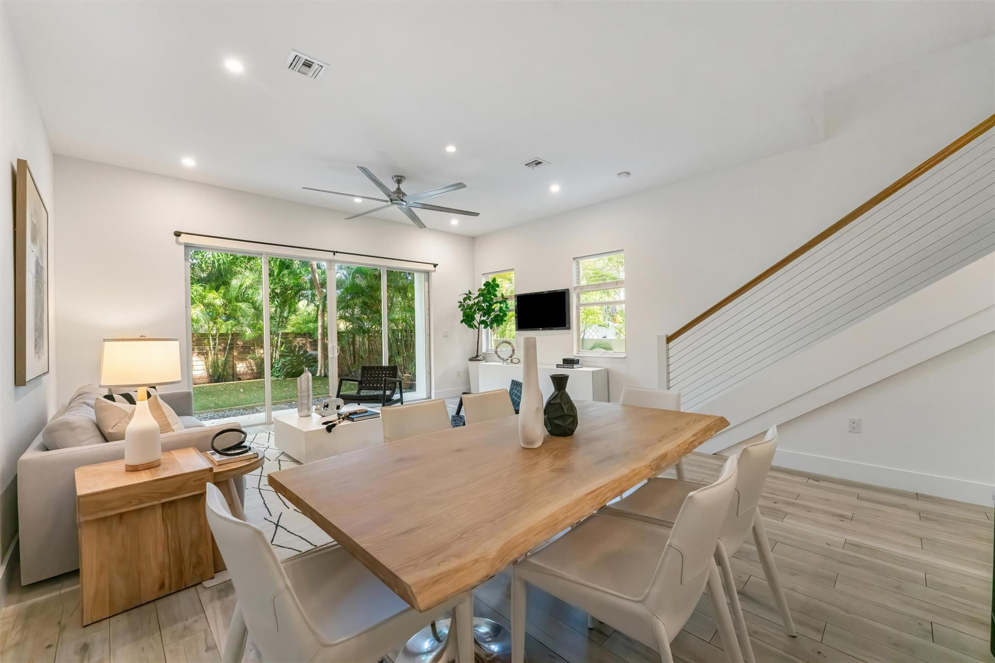 Waverly Place 2-19 D - Residential