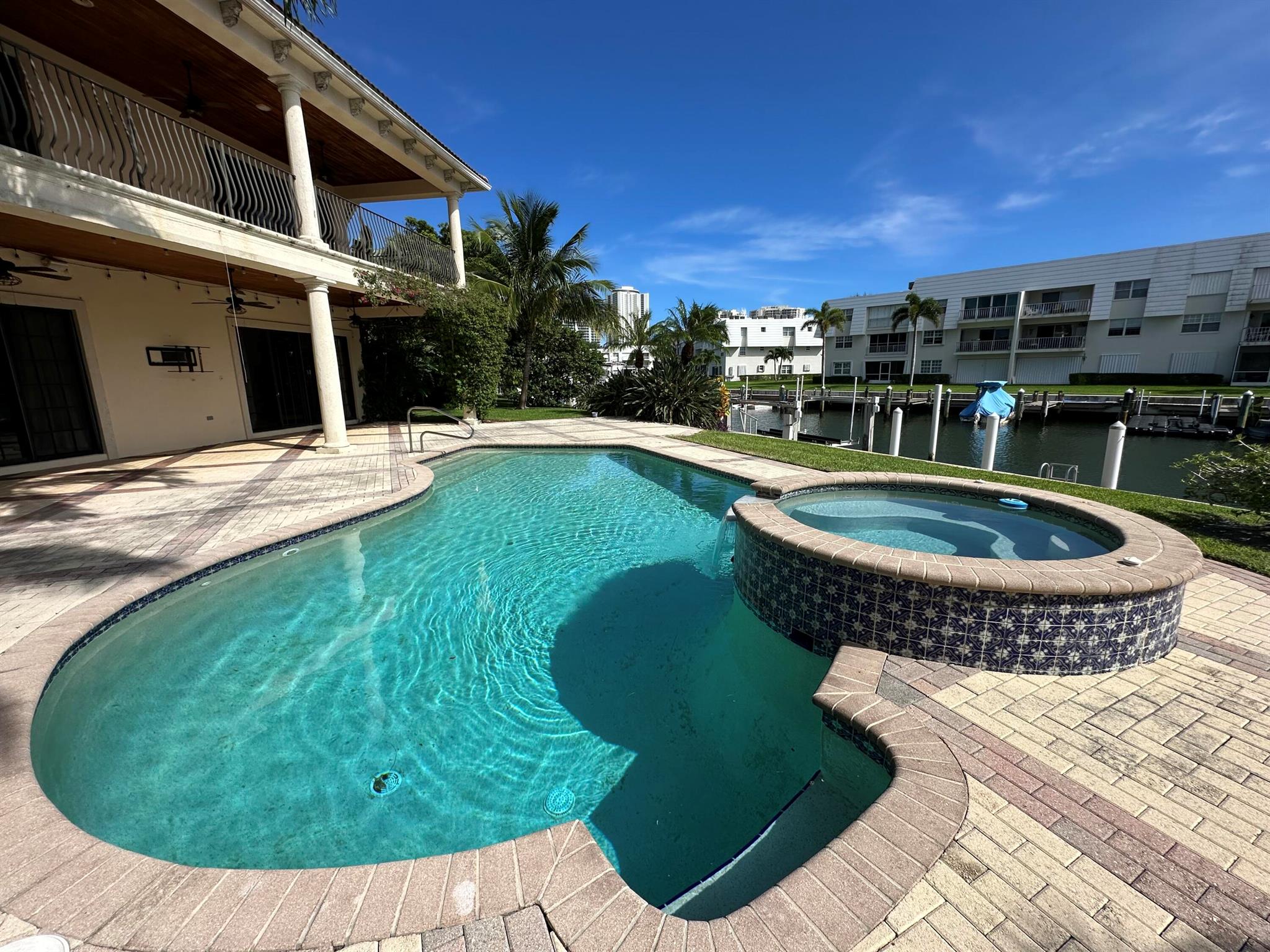 SUGAR SANDS REPLAT OF REP - Residential Lease