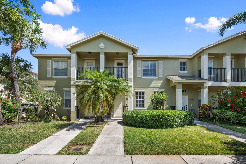 Photo of 2149 SE Grand Drive, Port Saint Lucie, FL 34952 (MLS # R11089434)