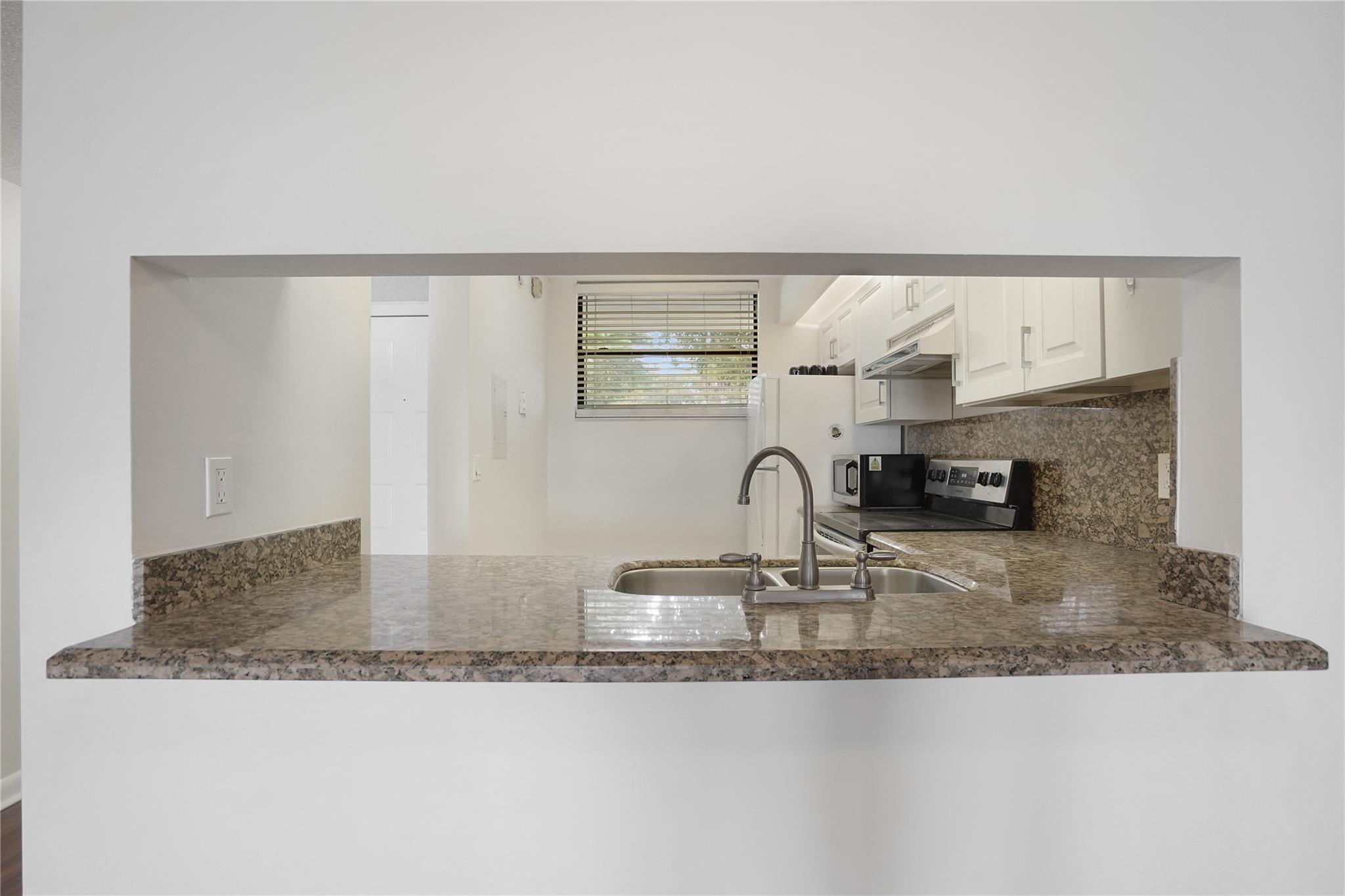 109 Lake Emerald Dr 110