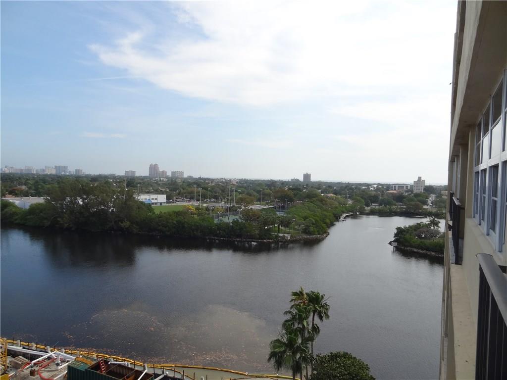 EAST POINT TOWERS - Residential