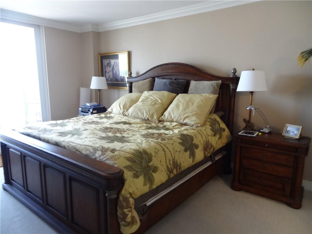 EAST POINT TOWERS - Residential