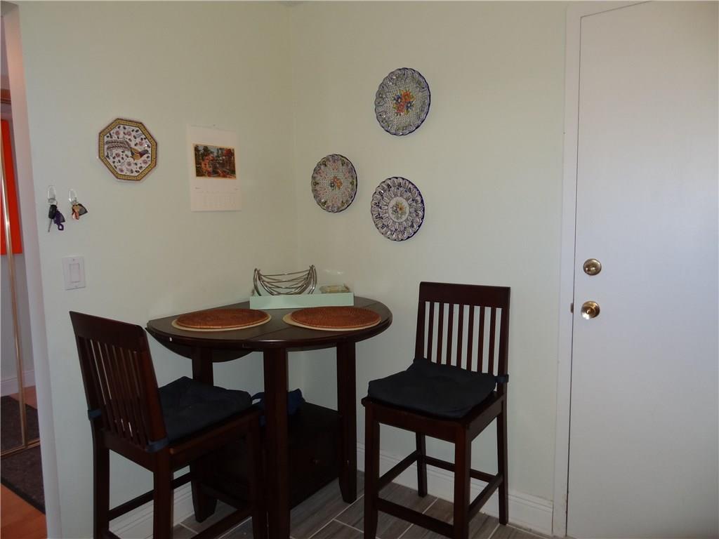 EAST POINT TOWERS - Residential