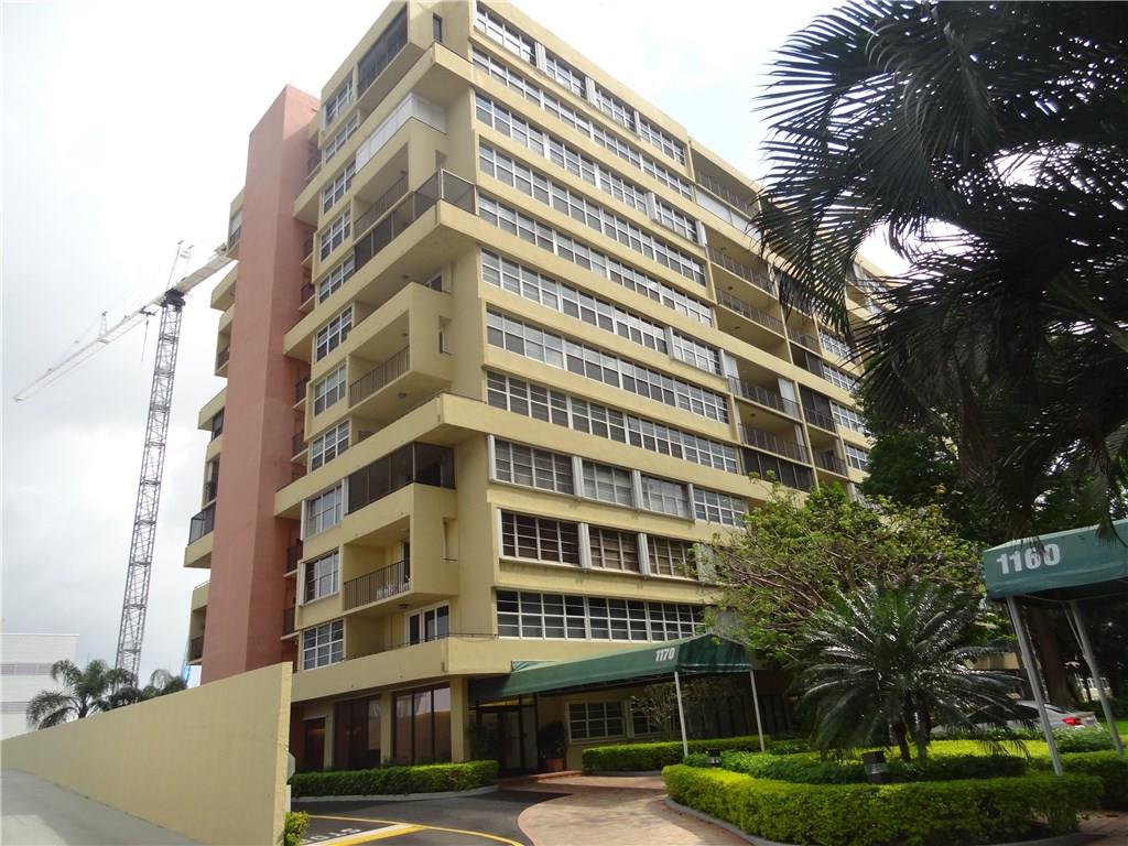 EAST POINT TOWERS - Residential