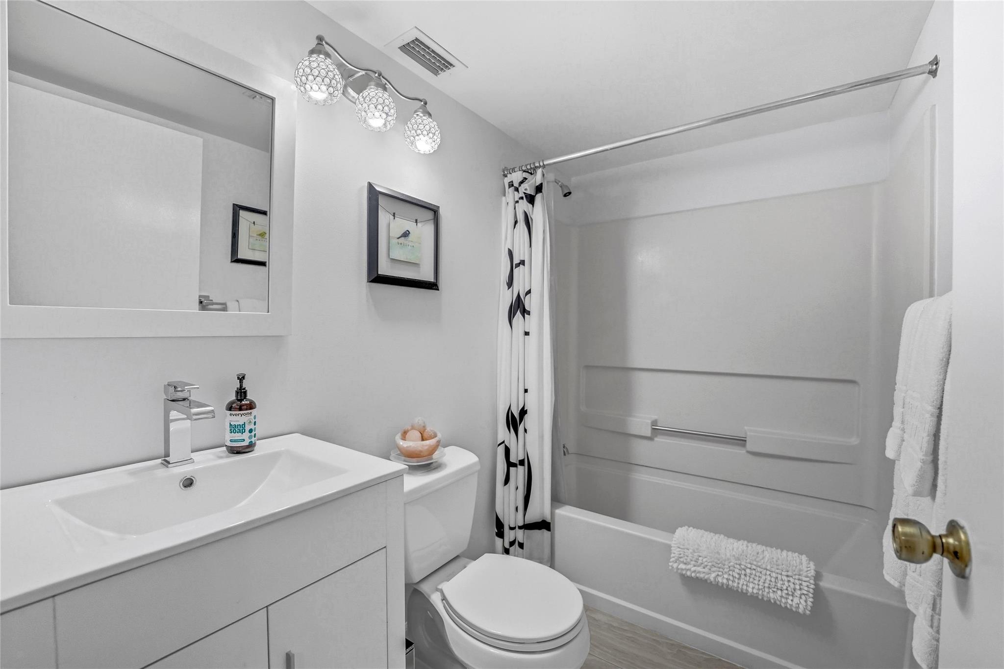 BOCA RIO NORTH - Residential